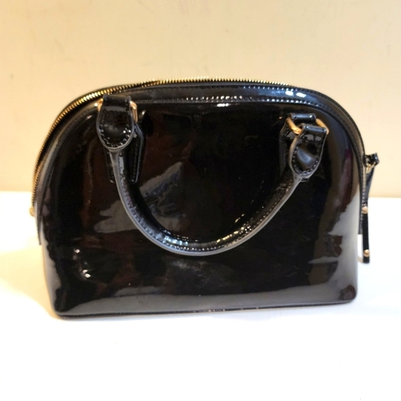 BCBG Paris Black Patent Leather  Skinny bag - Picture 1 of 11